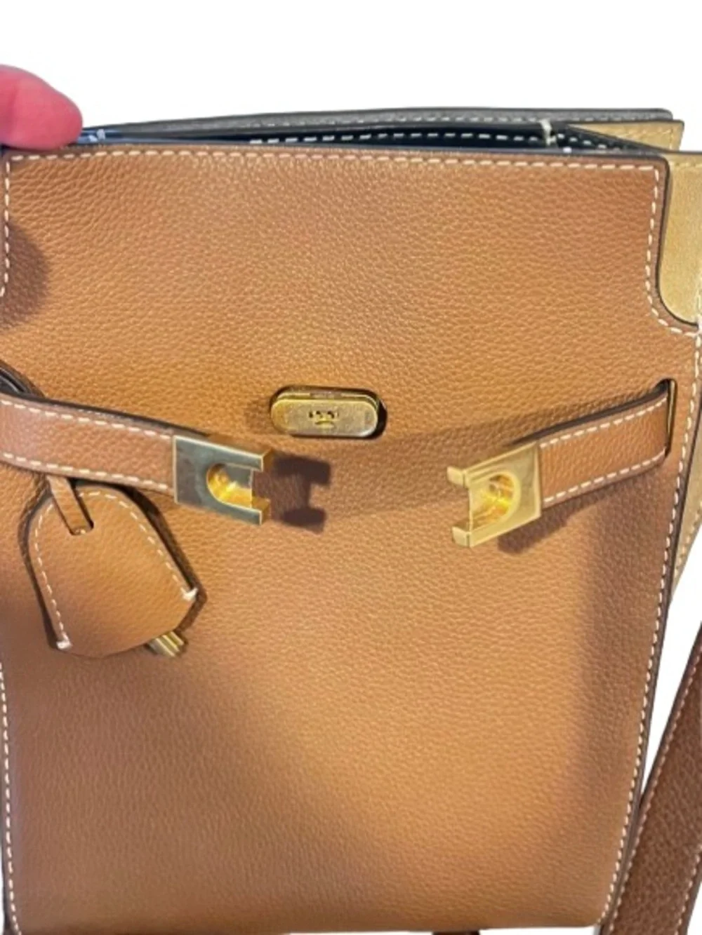 TORY BURCH- Lee Radziwill Leather Double Bucket Bag. MINT CONDITION